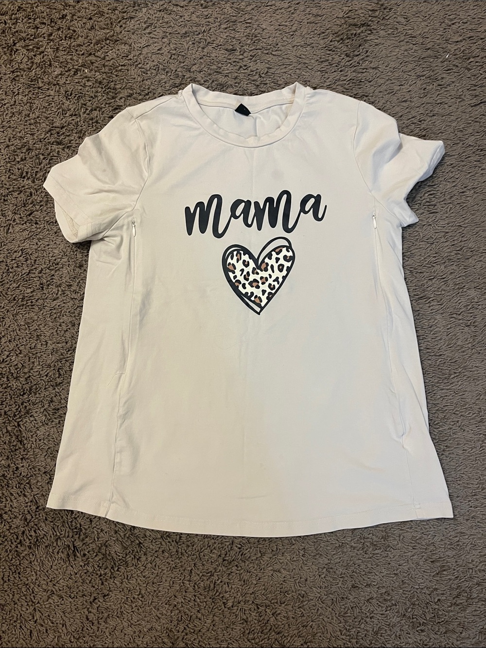 White "Mama" Graphic Nursing Tee with Leopard Heart